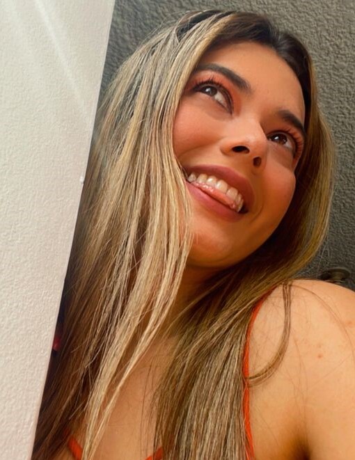 Hot And Slim Seductress Escort Girl For Nice Gentlemen 1